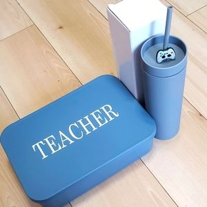 Customized Teacher gifts set new